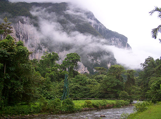 4D3N Mulu Show Caves + Headhunter Trails